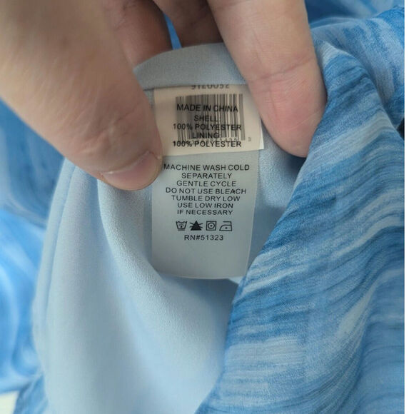 Vince Camuto Blouse Womens Medium Blue Ruffle Sheer Breezy Airy Office Feminine - Picture 9 of 9